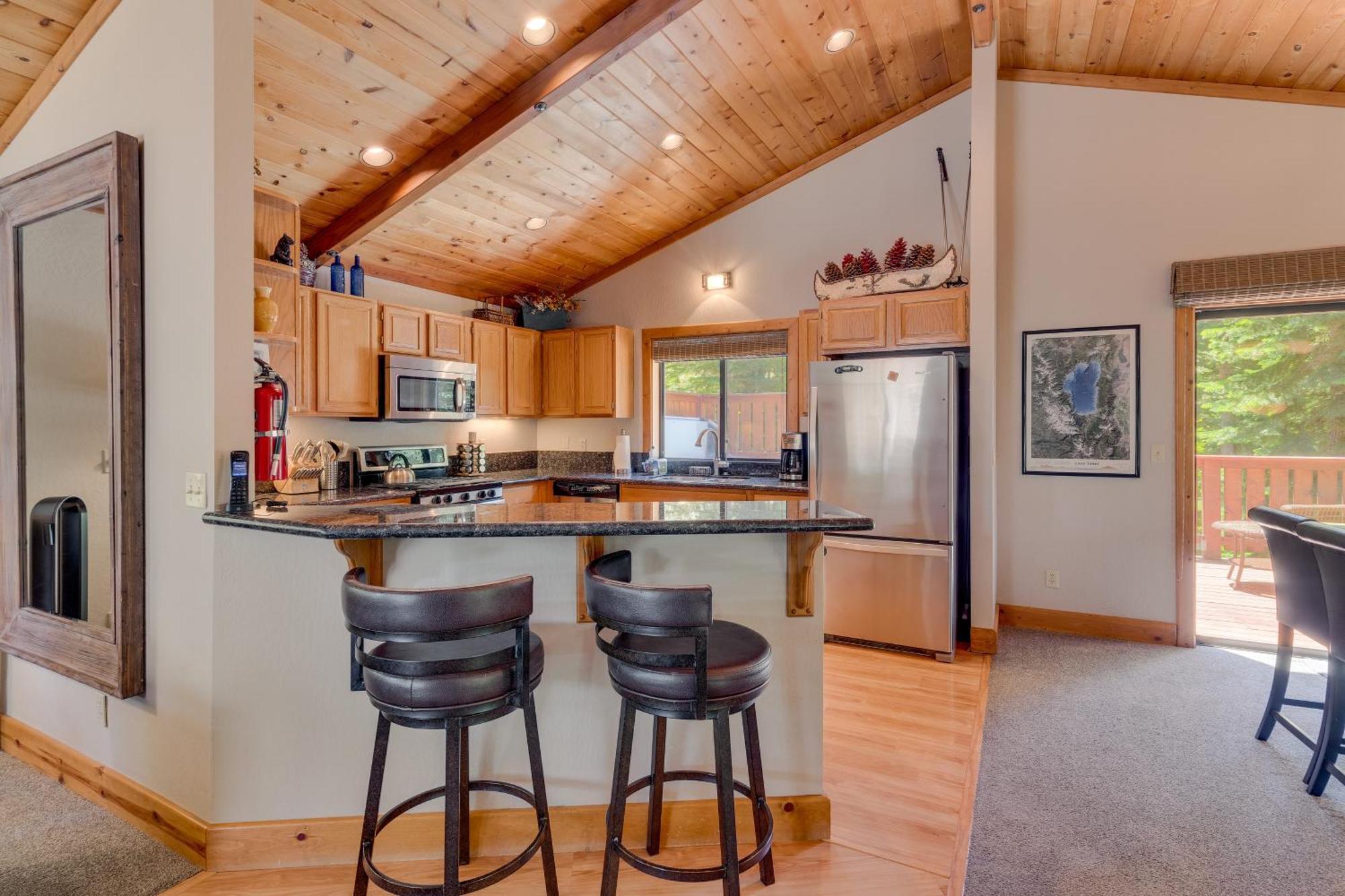 Modern 3Br Tahoe Cabin With Hot Tub Тахо Сити Екстериор снимка